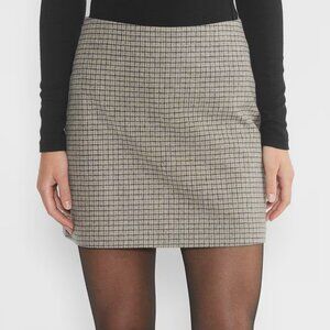 Aritzia Plaid Mini Skirt in Black and Tan